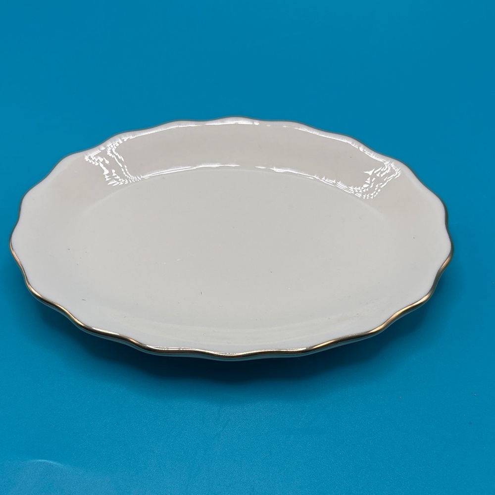Lenox Small Trinket Dish Elegant Cream with Gold Trim